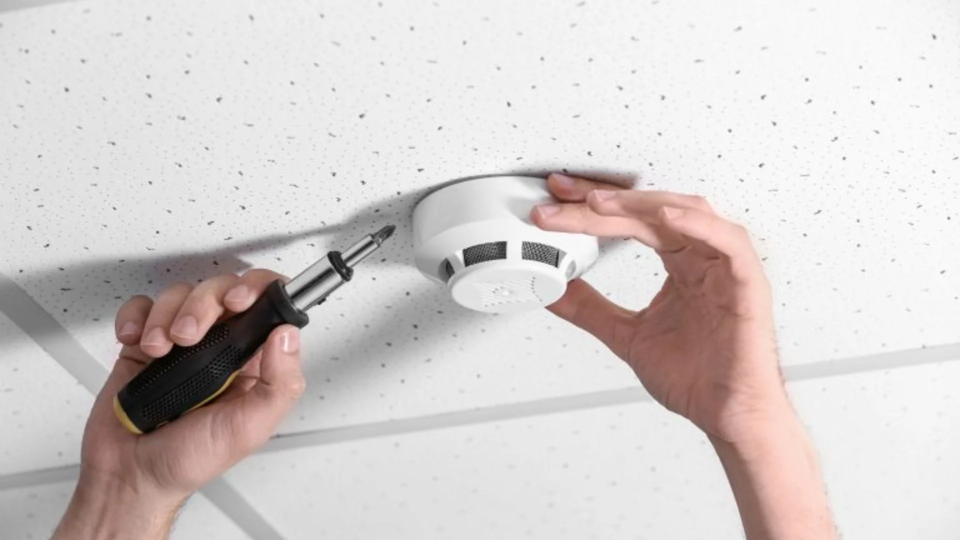 Smoke alarms wiring and installation (3)